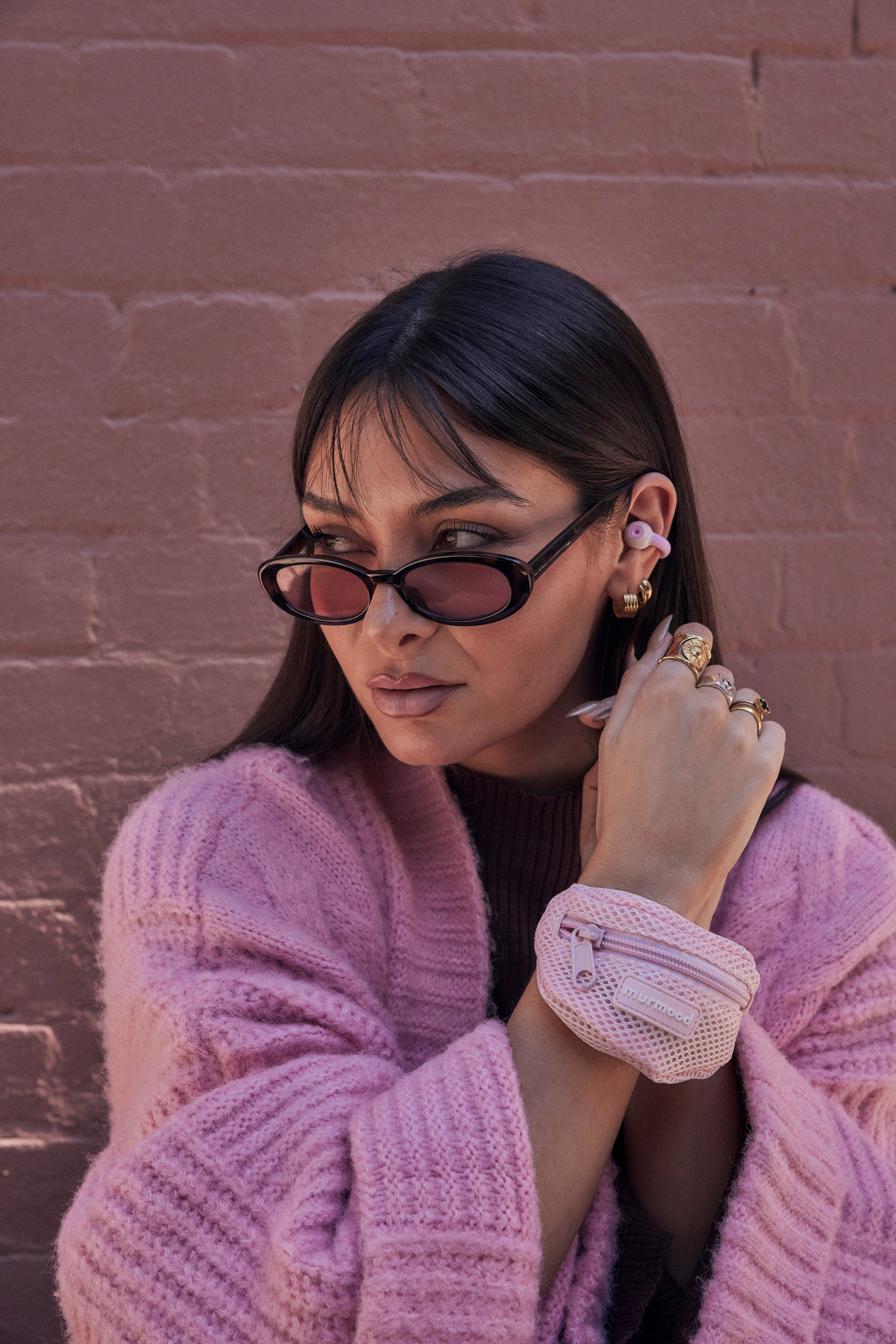 murmood Open-Ear Clip earbuds-
Soft blush