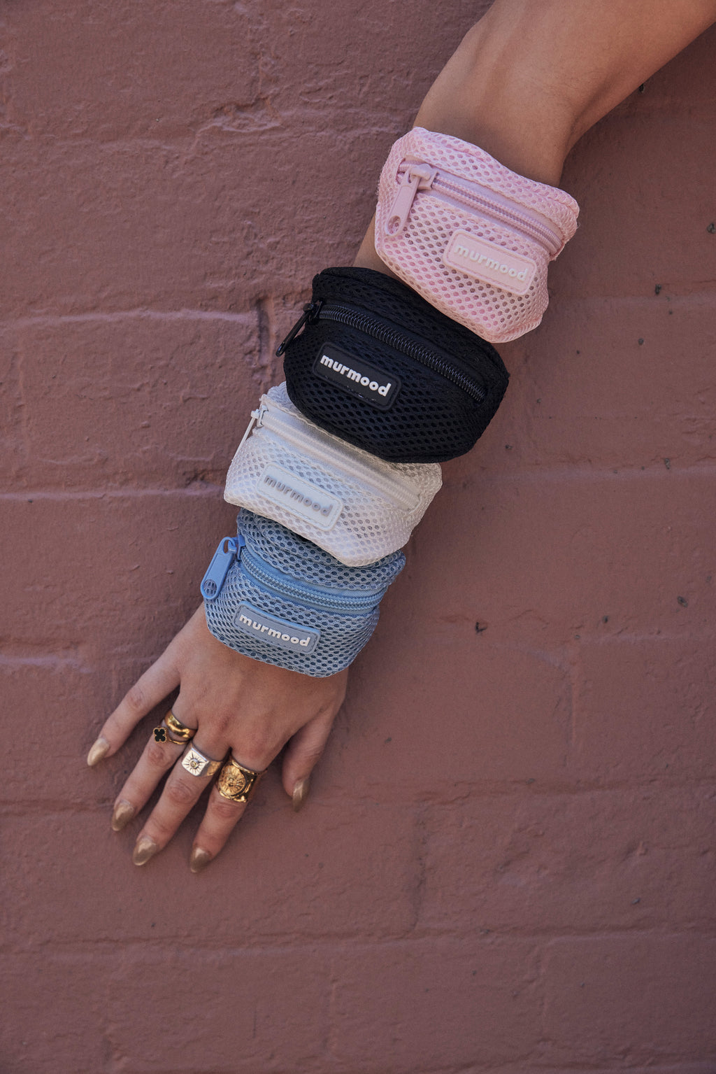 murmood Open-Ear Clip earbuds-
Soft blush